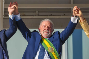 Lula toma posse como presidente