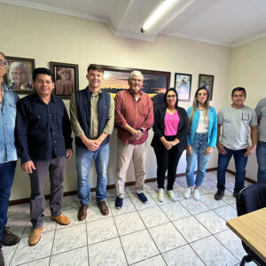 Com o prefeito de Rio Brilhante e diretores da EFAR