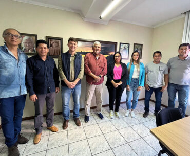 Com o prefeito de Rio Brilhante e diretores da EFAR