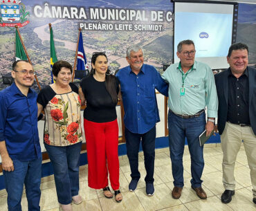 Reuniões com companheiros de Sonora, Pedro Gomes e Coxim