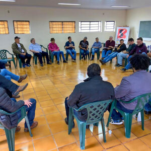 Reuniões com companheiros e indígenas em Dourados