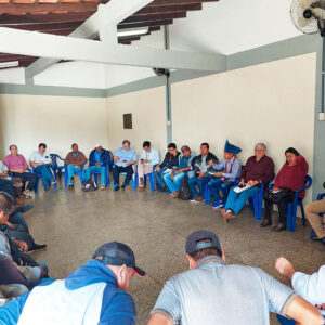 Reuniões com companheiros e indígenas em Dourados