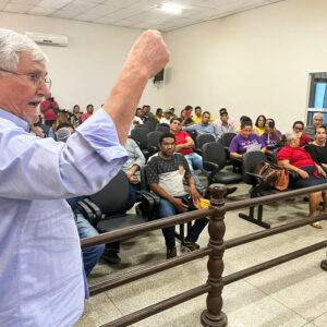 Reuniões com companheiros e lideranças indígenas em Miranda