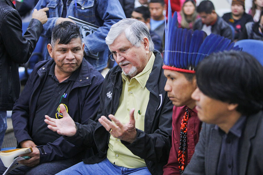 Conferência com povos originários em Amambai