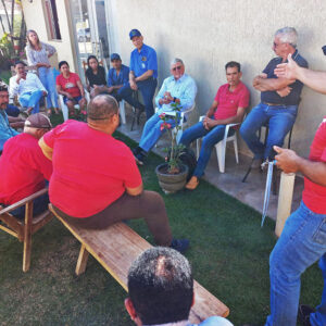 Com companheiros e apoiadores em Bodoquena