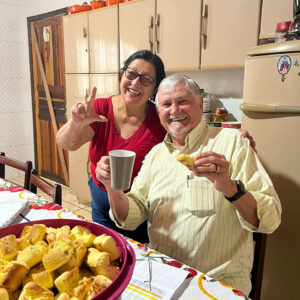 Iniciando a sexta com chipa e chá mate