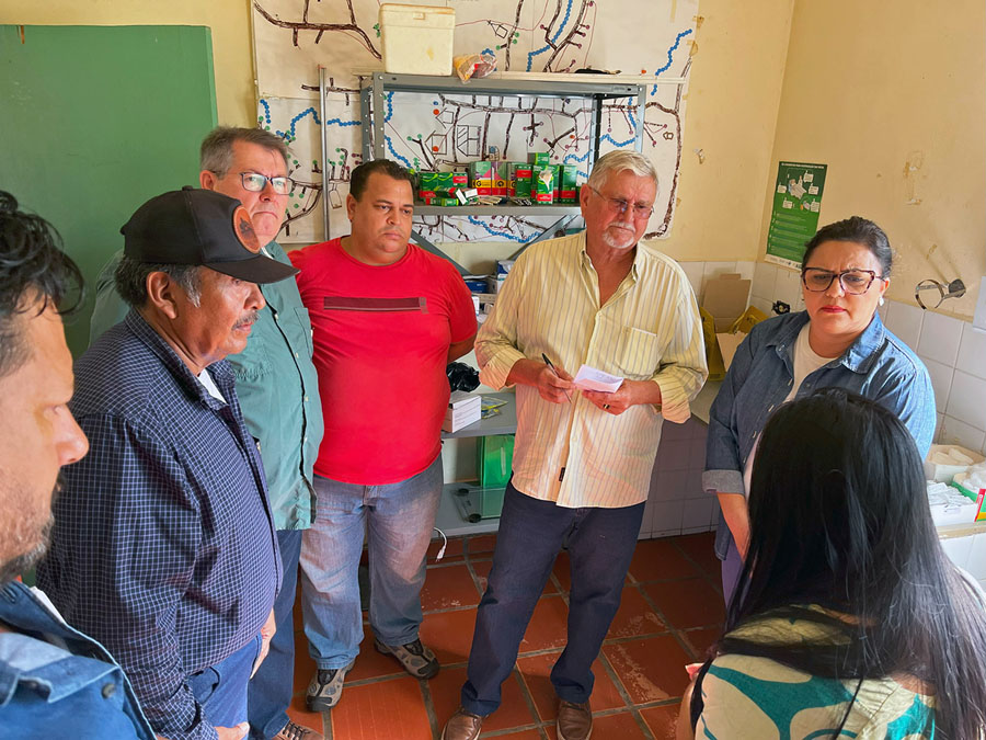 Encontro com indígenas das aldeias Alves de Barros e Campina