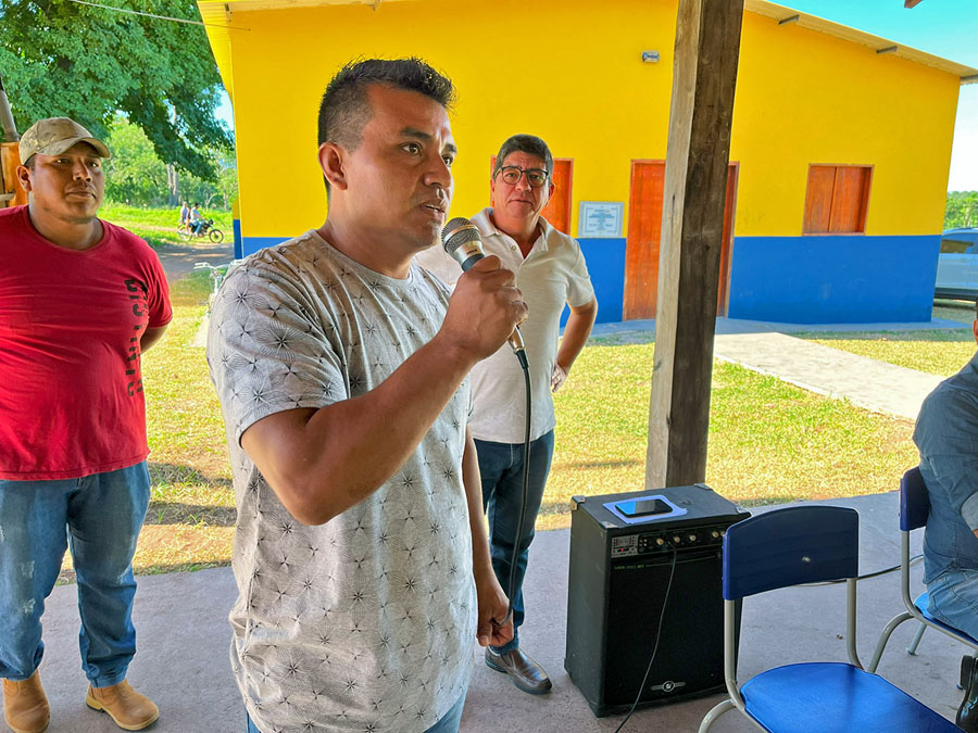 Encontro com indígenas das aldeias Alves de Barros e Campina