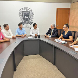 Reunião na Sefaz sobre interesses de indígenas