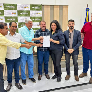 Entrega de CCUs em Paranhos