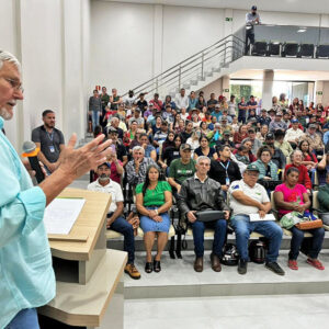 Entrega de CCUs em Paranhos