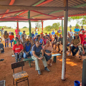 Visita ao Acampamento Esperança