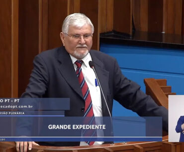 Turvamento das águas dos rios de Bonito Turvamento das águas dos rios de Bonito