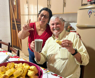 Iniciando a sexta com chipa e chá mate