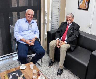 Tratando de demandas dos municípios