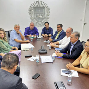 Abril Vermelho: Zeca articula ação conjunta com Estado para promover reforma agrária em MS