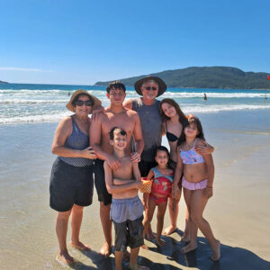 Sábado de sol com a família na praia