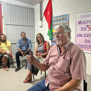 Com companheiros em Três Lagoas