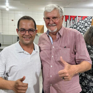 Com companheiros em Três Lagoas