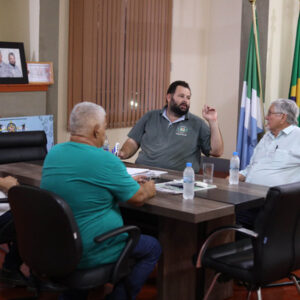 Com o prefeito de Miranda