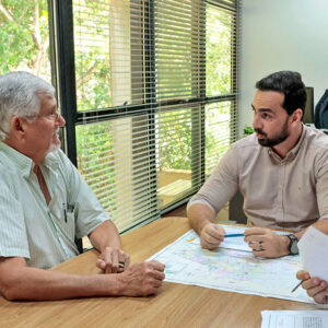 Zeca atualiza andamento de projetos de infraestrutura para agricultura familiar