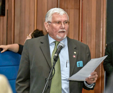 Zeca pede construção de centros esportivos comunitários em assentamentos de Tacuru