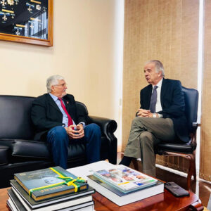 Audiência com ministro da Defesa