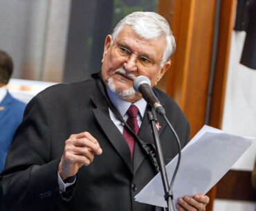 Zeca pede agilidade nas investigações e punição por gritos de apoio à tortura na PM-MS