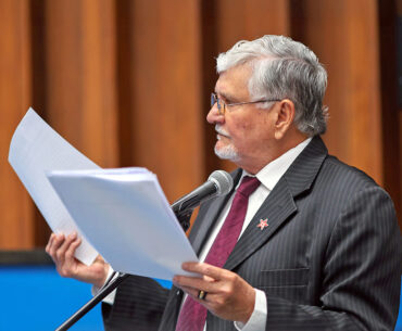 Zeca apresenta moção de congratulação à TV Alems pelo programa "MS e suas histórias"