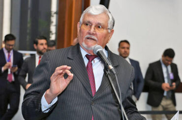 Zeca do PT solicita instalação de duas lombadas em cruzamento da Vila Nasser