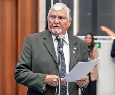 Zeca cobra apuração de decreto que restringe fiscalização de vereadores em Bonito