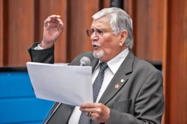 Zeca leva a Lula críticas à aproximação de Eloy Terena com políticos bolsonaristas